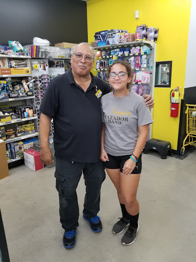 Discount Store «Dollar General», reviews and photos, 340 Koepsel Rd, McQueeney, TX 78123, USA