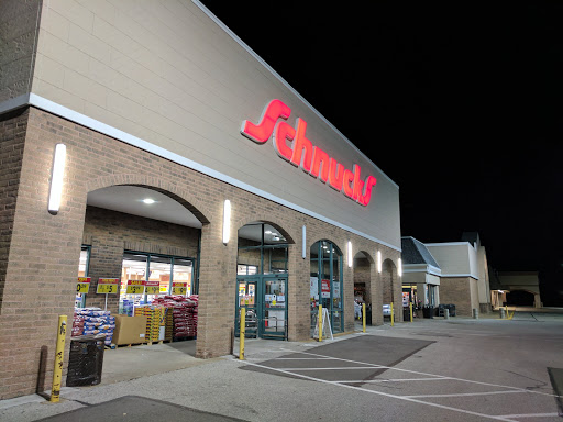 Grocery Store «Schnucks», reviews and photos, 2030 Dorsett Rd, Maryland Heights, MO 63043, USA