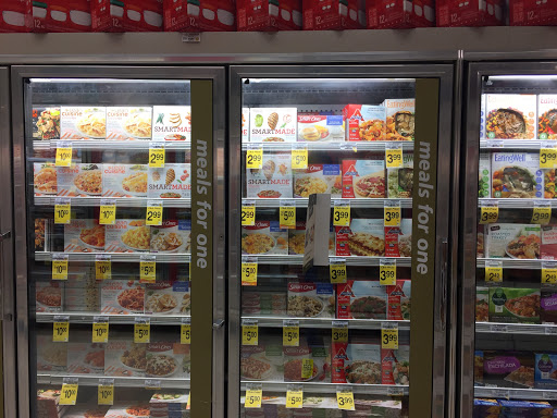 Grocery Store «Vons», reviews and photos, 5671 Kanan Rd, Agoura Hills, CA 91301, USA