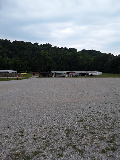 Flea Market «Olde Tyme Flea Market», reviews and photos, 5400 State Rd 46, Nashville, IN 47448, USA