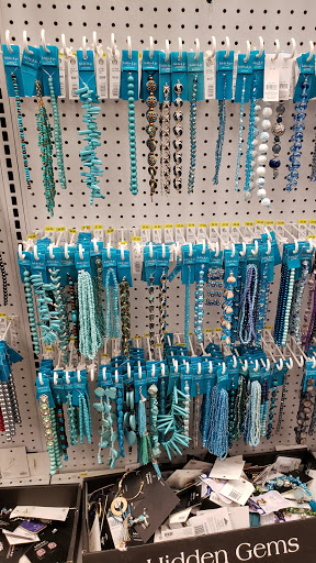 Fabric Store «Jo-Ann Fabrics and Crafts», reviews and photos, 13489 Middlebelt Rd, Livonia, MI 48150, USA