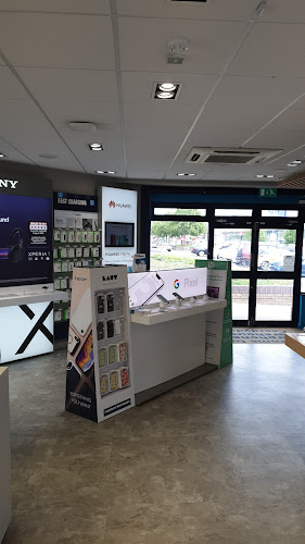 Reviews of Carphone Warehouse within Currys in Cardiff - Cell phone store