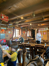 Atmosphère du Restaurant français Chalet du Puy Mary à Le Claux - n°20