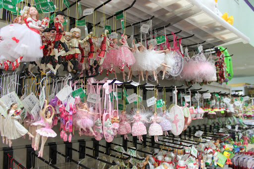 Toy Store «Cheeky Monkey Toys», reviews and photos, 640 Santa Cruz Ave, Menlo Park, CA 94025, USA