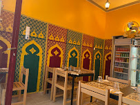 Atmosphère du Restaurant marocain GOÛTS ORIENTAUX à Arles - n°3