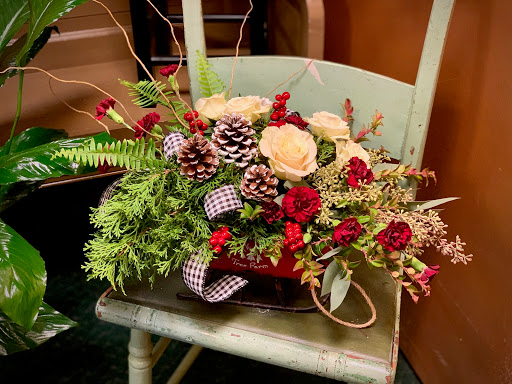 Florist «Horse Feathers Floral Design», reviews and photos, 40 High St, Mt Holly, NJ 08060, USA