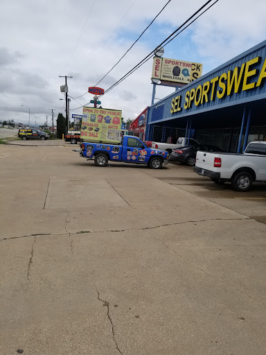 Sportswear Store «Sel Sportswear. Hats, T Shirts, Jerseys, and more!!», reviews and photos, 10220 Harry Hines Blvd, Dallas, TX 75220, USA