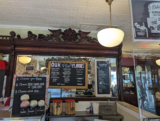 Restaurant «Old World Cafe & Ice Cream», reviews and photos, 1 W Market St, Corning, NY 14830, USA
