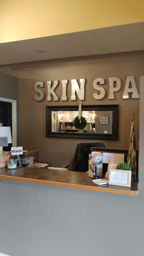 Day Spa «The Retreat Salon & Skin Spa», reviews and photos, 12272 Fenton Rd, Fenton, MI 48430, USA