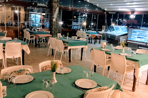 Cumhur Kaptan Balık Restaurant image