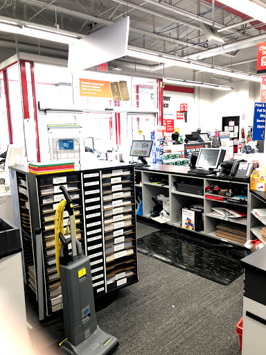 Office Supply Store «Staples», reviews and photos, 1241 Deer Park Ave, North Babylon, NY 11703, USA