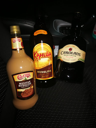 Liquor Store «ABC Fine Wine & Spirits», reviews and photos, 3355 N Federal Hwy, Oakland Park, FL 33306, USA