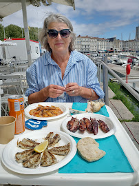 Plats et boissons du Restaurant de fruits de mer Le P'tit Bleu à La Rochelle - n°16