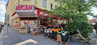 Supermarket chains Vienna