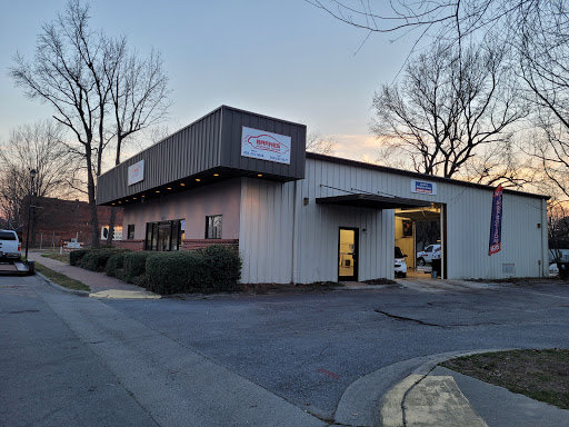 Barnes Carwash & Detail Shop en Farmville