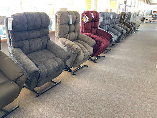 Furniture Store «At Home Furniture and Mattress Superstore», reviews and photos, 930 Hill St SE, Albany, OR 97322, USA