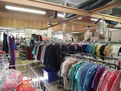 Thrift Store «Old & New Shop», reviews and photos, 440 E Bay Ave #4, Manahawkin, NJ 08050, USA
