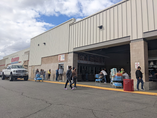 Warehouse club «Costco Food Court», reviews and photos, 4900 Panama Ln, Bakersfield, CA 93313, USA