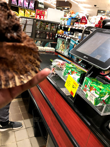 Grocery Store «Whole Foods Market», reviews and photos, 15 Westland Ave, Boston, MA 02115, USA