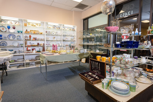 Thrift Store «ECA Thrift Shop», reviews and photos, 12451 116th Ave NE, Kirkland, WA 98034, USA