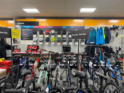 Halfords - Stoke Newington