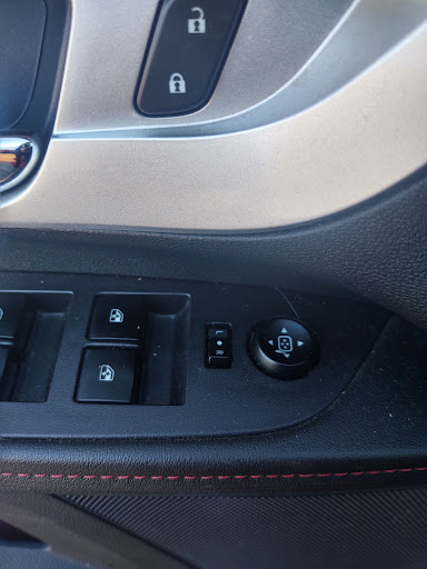 Car Wash «Paradise Full Service Car Wash & Detail Center», reviews and photos, 1355 Town Centre Dr, Eagan, MN 55123, USA