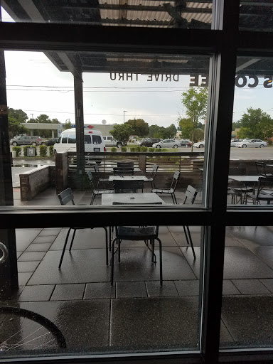 Coffee Shop «Starbucks», reviews and photos, 3502 Oleander Dr, Wilmington, NC 28403, USA