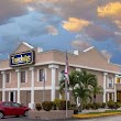 Travelodge by Wyndham Fort Myers