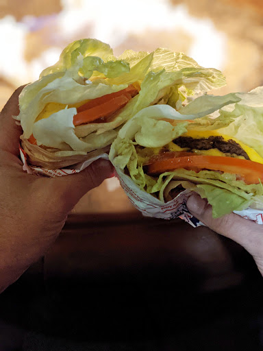 In-N-Out Burger image