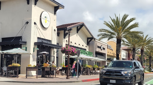 Shopping Mall «Flower Hill Promenade», reviews and photos, 2720 Via De La Valle, Del Mar, CA 92014, USA