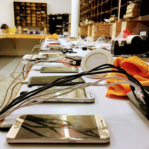 Cell Phone Store «CELL IT HERE», reviews and photos, 310 Main St, Bridgeport, OH 43912, USA