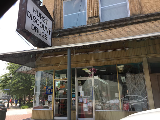 Hurst Discount Drug And Soda Fountain, 102 N 3rd St, Bardstown, KY 40004, USA, 