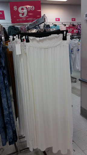 Shopping Mall «Shop City Shopping Center», reviews and photos, 105 Shop City Plaza, Syracuse, NY 13206, USA