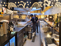 Atmosphère du Restaurant de nouilles (ramen) Kiwamiya Ramen à Boulogne-Billancourt - n°5