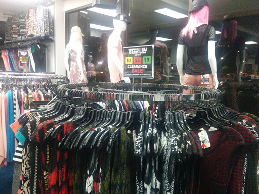Clothing Store «Tiger Lily Apparel», reviews and photos, 64 State St, Orem, UT 84058, USA