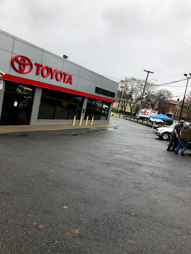 Westchester Toyota Service and Parts Departments image 4