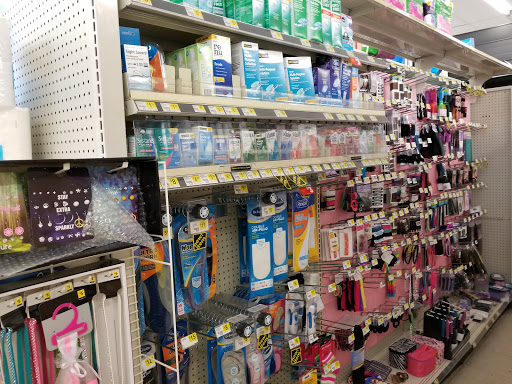 Dollar Store «FAMILY DOLLAR», reviews and photos, 1040 Seminola Blvd, Casselberry, FL 32707, USA