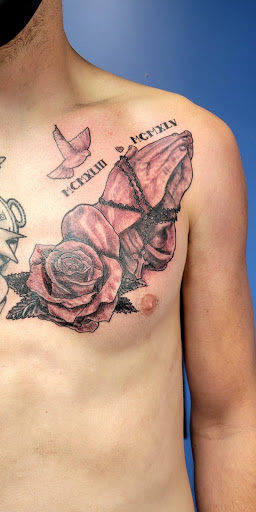 Explore real heart tattoo ideas, creative tattoo ideas in Pittsburg, available at NeonMoon Tattoo