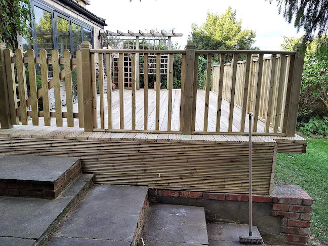Cherry Tree Fencing and Landscaping Ltd - Bristol