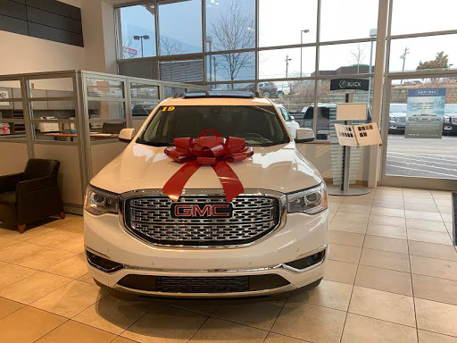 Car Dealer «Mark Sweeney Buick GMC», reviews and photos, 3365 Highland Ave, Cincinnati, OH 45213, USA