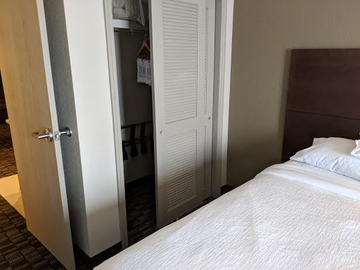 Hotel «Embassy Suites by Hilton Jacksonville Baymeadows», reviews and photos, 9300 Baymeadows Rd, Jacksonville, FL 32256, USA