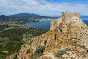 Castello del Volterraio image
