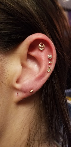 Explore orca tattoo ideas, creative tattoo ideas in Baton Rouge, available at Deja Vu Piercing Studio