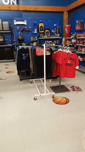 Discount Store «Here Today Lake St Louis», reviews and photos, 6233 Ronald Reagan Dr, Lake St Louis, MO 63367, USA