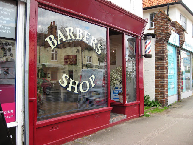 Reviews of Kingfield Barbers in Woking - Barber shop