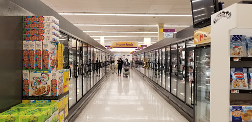 Supermarket «Giant», reviews and photos, 7142 Arlington Rd, Bethesda, MD 20814, USA