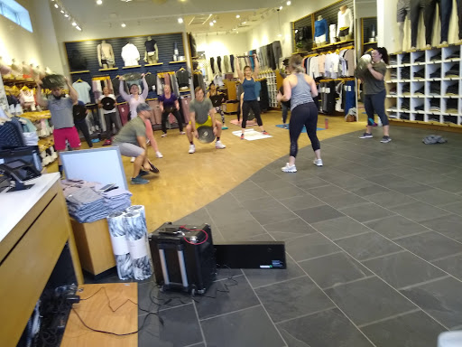 Shopping Mall «Breton Village Shopping Center», reviews and photos, 1814 Breton Rd SE, Grand Rapids, MI 49506, USA