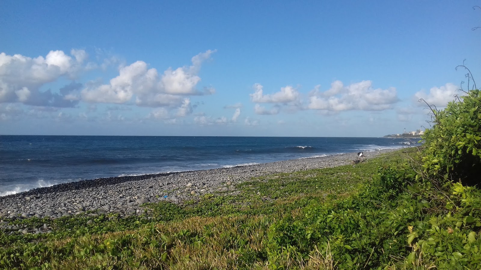 Foto de Bel Air Lighthouse Beach com água azul superfície