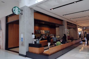 Starbucks image