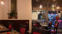 Atmosphère du Restaurant japonais FENG'S Sushi bar à Paris - n°3